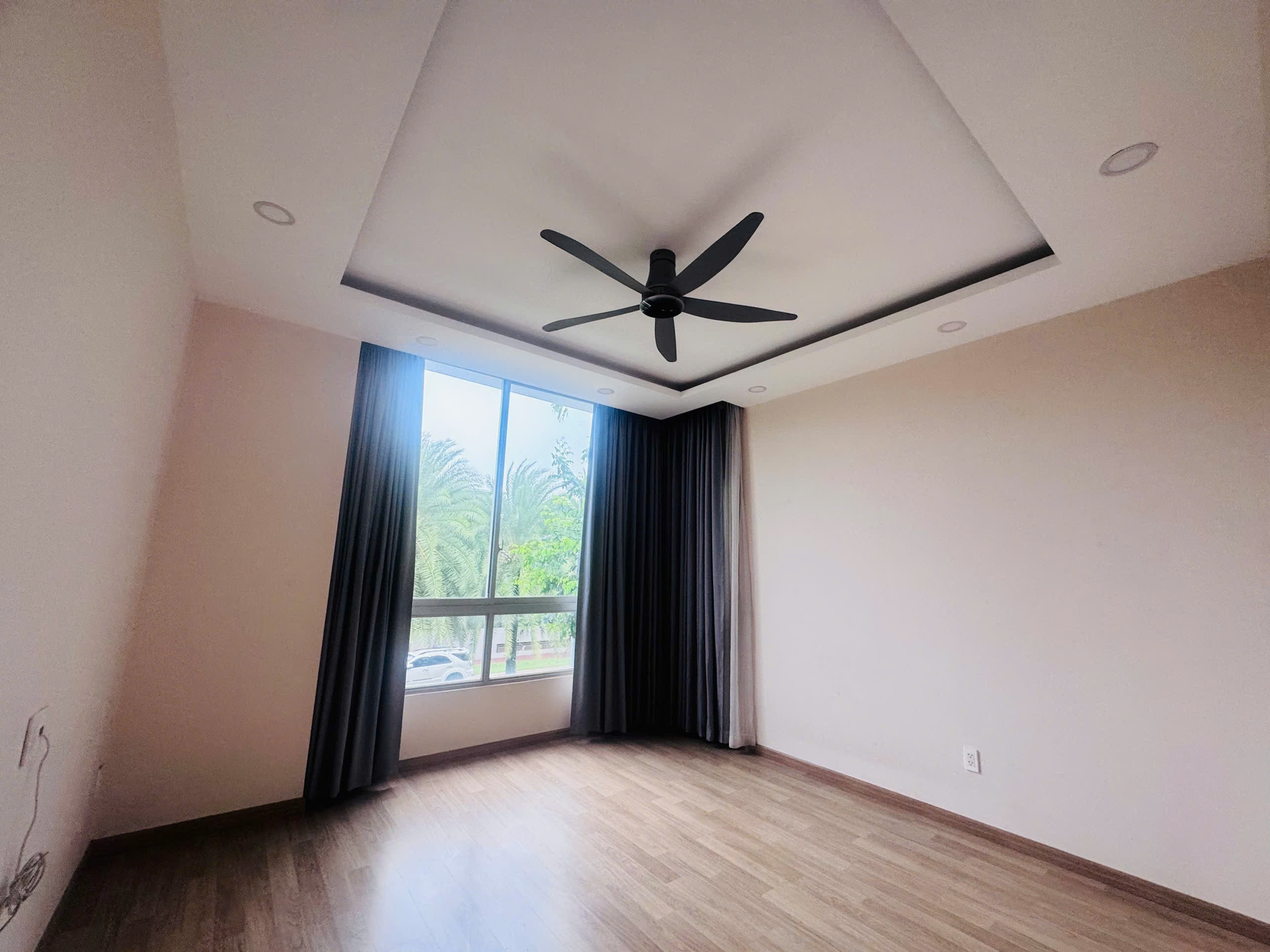 Cho thuê Biệt thự Quận 9, Hồ Chí Minh, Diện tích 400m², Giá Thương lượng 13