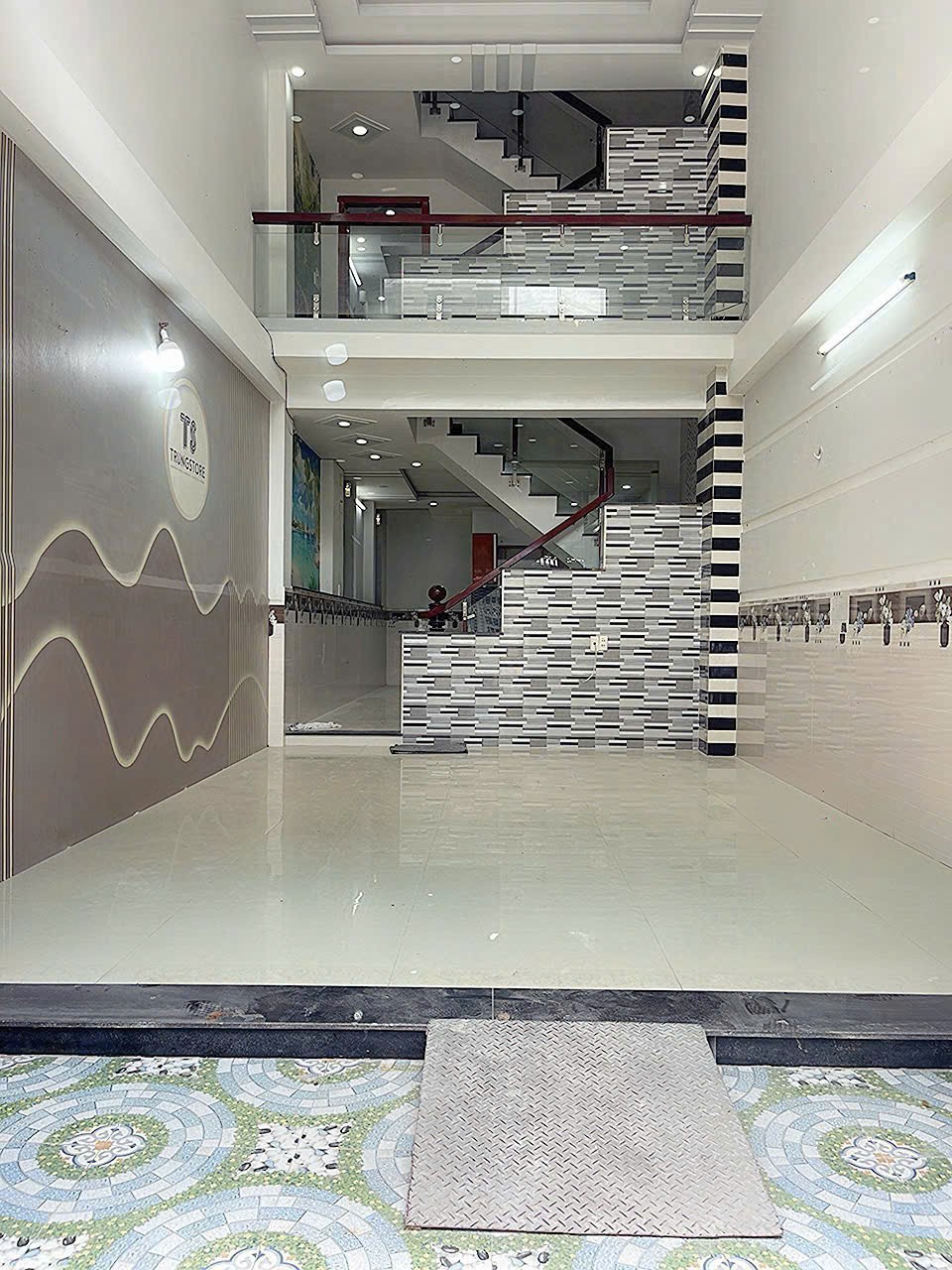 Nhà hẻm Kênh Mương Lệ, Bình Hưng Hòa B, Bình Tân dt 60m2 3 lầu 4pn 5wc giá 5,5 tỷ 5