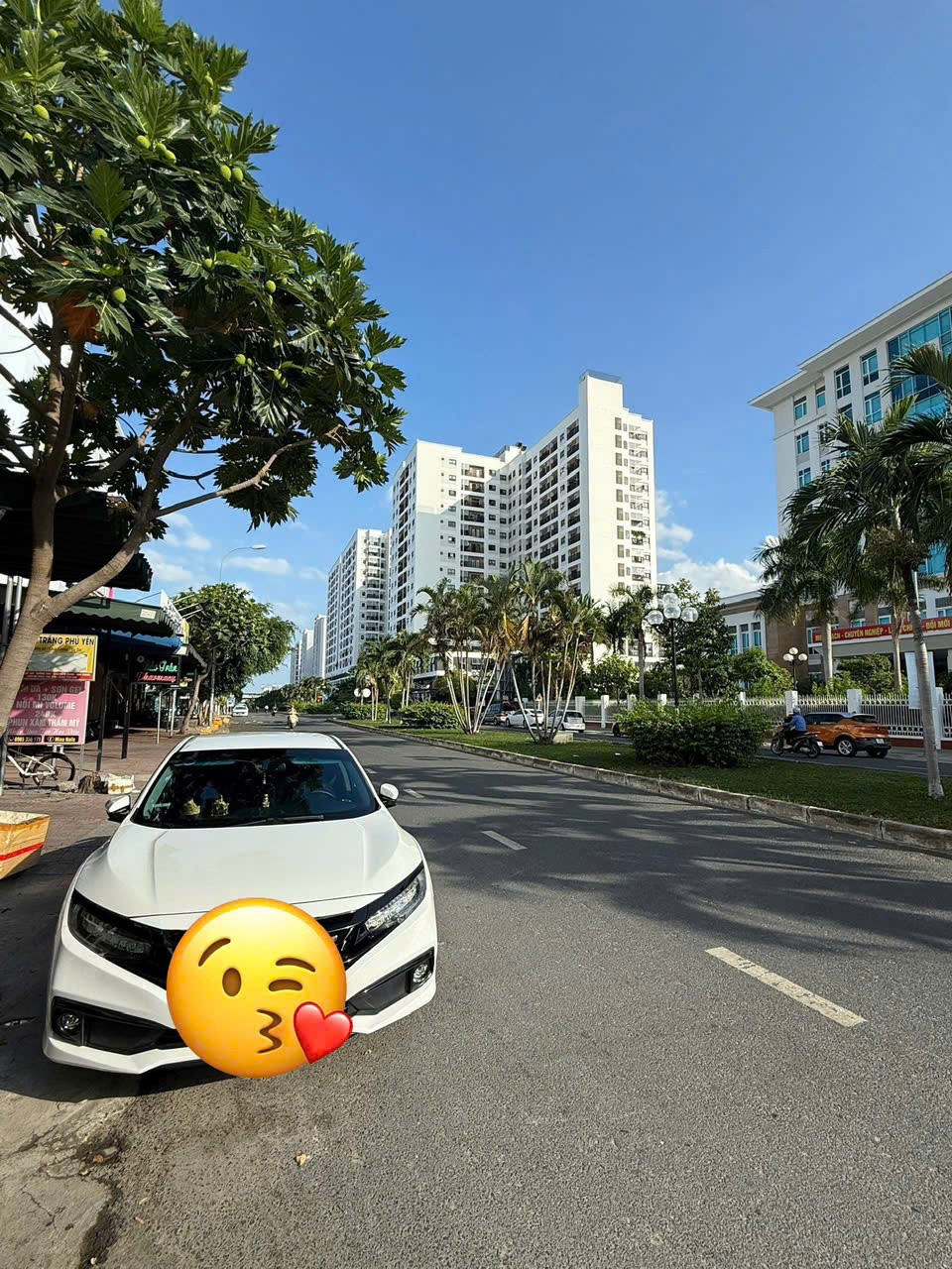 Bán căn Shophouse mặt tiền đường Hoàng Cầm - Vĩnh Điềm Trung, Nha Trang