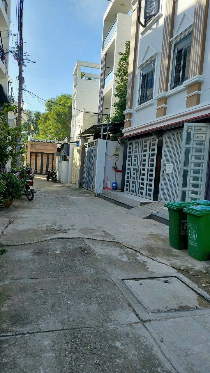 Cần bán Nhà mặt tiền Phường Bình Trưng Tây, Quận 2, Diện tích 205m², Giá 23 Tỷ 3