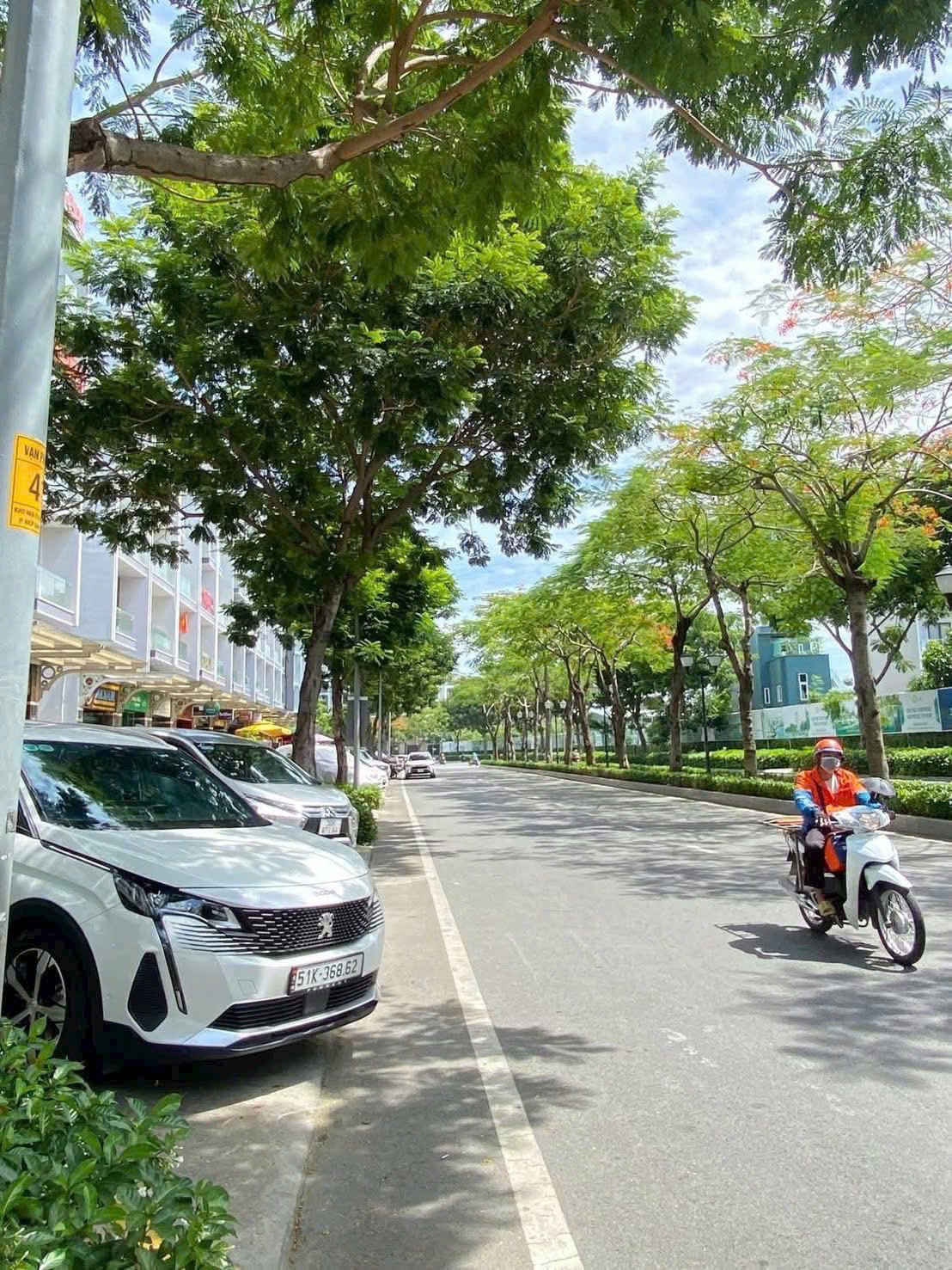 Cho thuê Nhà mặt tiền Phường Hiệp Bình Phước, Thủ Đức, Diện tích 100m², Giá 50 Triệu/tháng