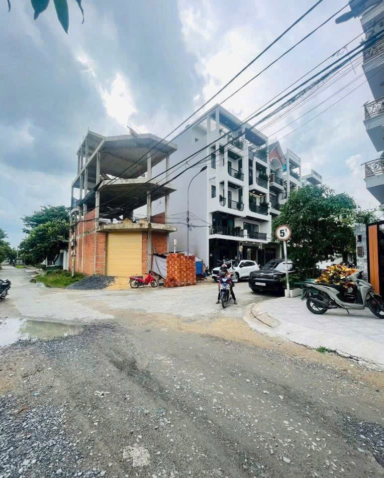 ĐẤT ĐẸP (10.5x17) SAU KHO BẠC – LÊ THỊ RIÊNG, Q.12 – CÁCH UBND 300M 2