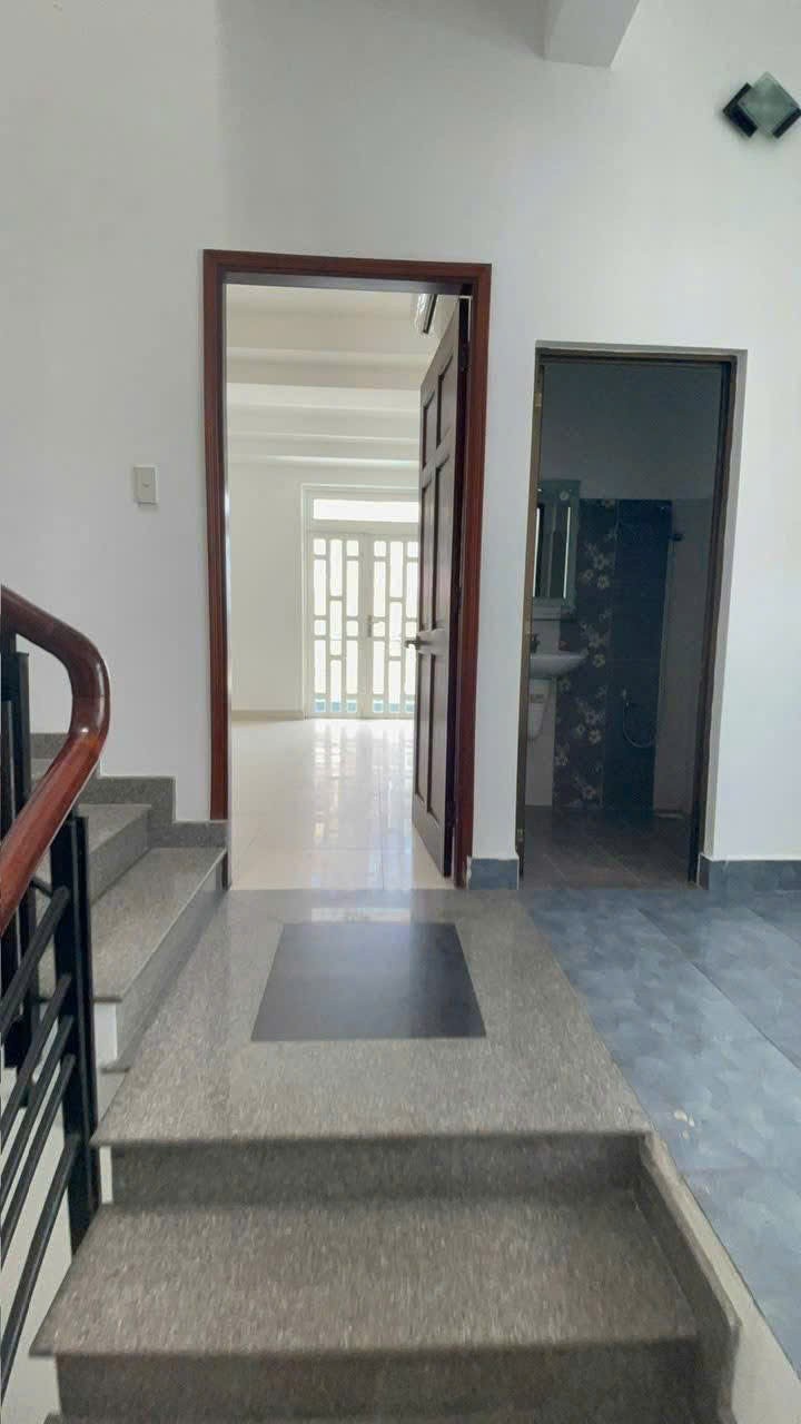 Cho thuê Nhà mặt tiền Phường Bình Trưng Tây, Quận 2, Diện tích 102m², Giá 23 Triệu/tháng 4