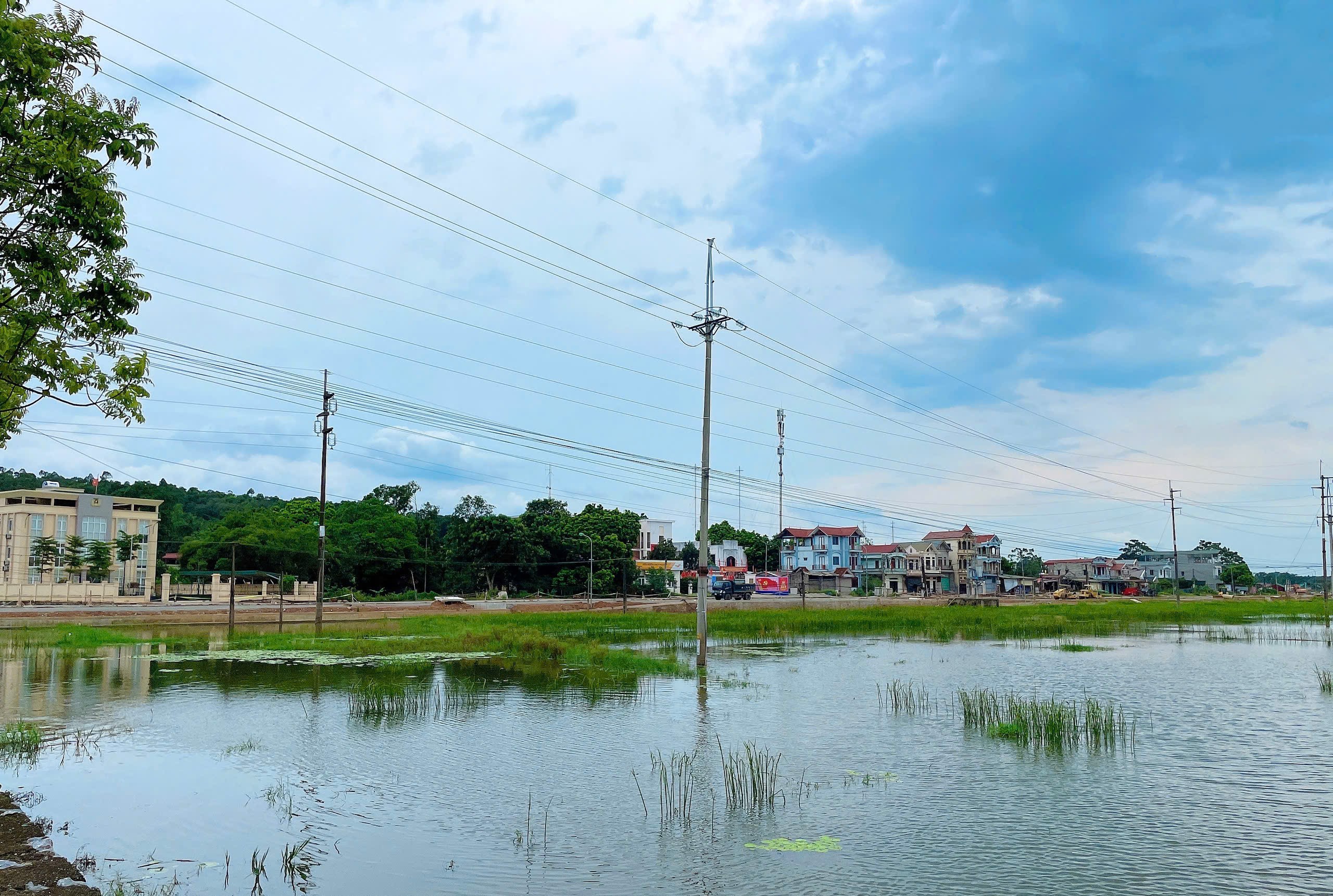 SIÊU PHẨM PHÂN LÔ – Ô TÔ TRÁNH – VỈA HÈ 3M – VIEW HỒ ĐIỀU HÒA – TRUNG TÂM PHƯỜNG TÙNG THIỆN, HÀ NỘI 3