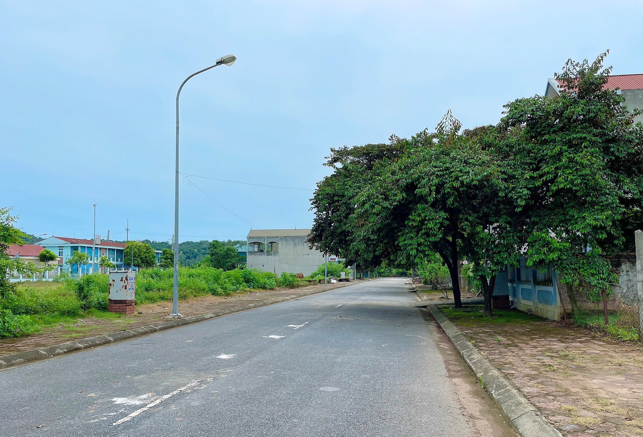 SIÊU PHẨM PHÂN LÔ – Ô TÔ TRÁNH – VỈA HÈ 3M – VIEW HỒ ĐIỀU HÒA – TRUNG TÂM PHƯỜNG TÙNG THIỆN, HÀ NỘI 2