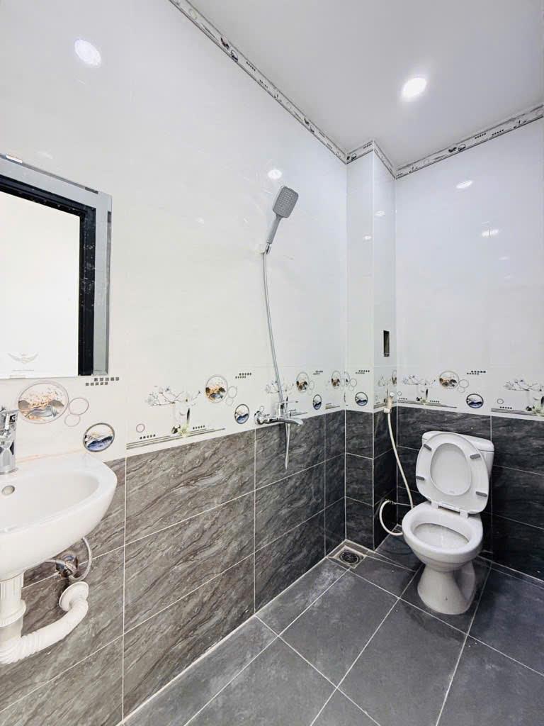 BÁN NHÀ CHÍNH CHỦ HXH – BÙI QUANG LÀ, GÒ VẤP – 42M² – 3 TẦNG – HƠN 6 TỶ 5