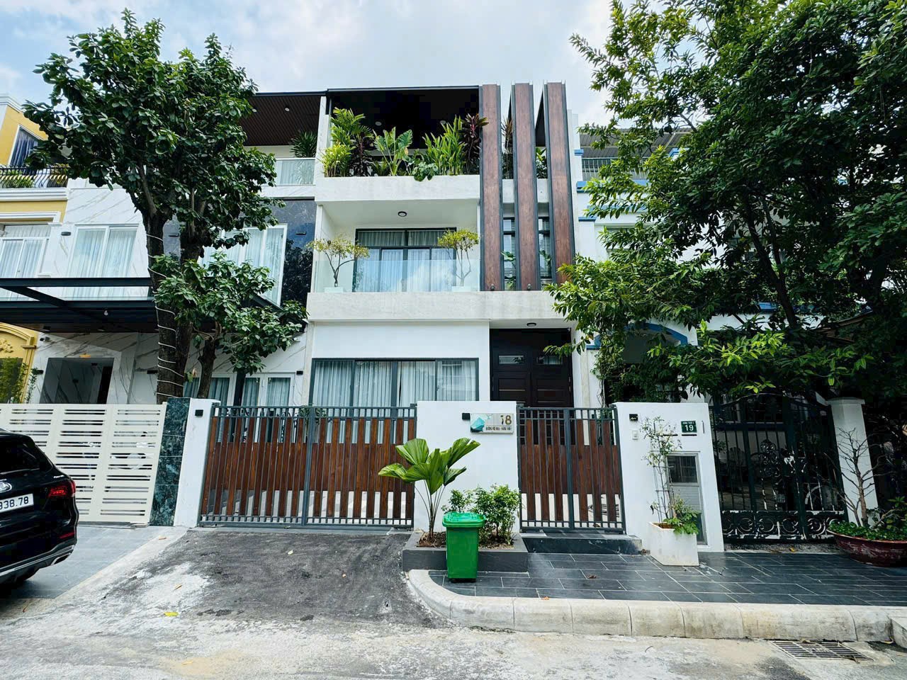Cần bán Biệt thự Phường Phú Mỹ, Quận 7, Diện tích 126m², Giá 32 Tỷ 4