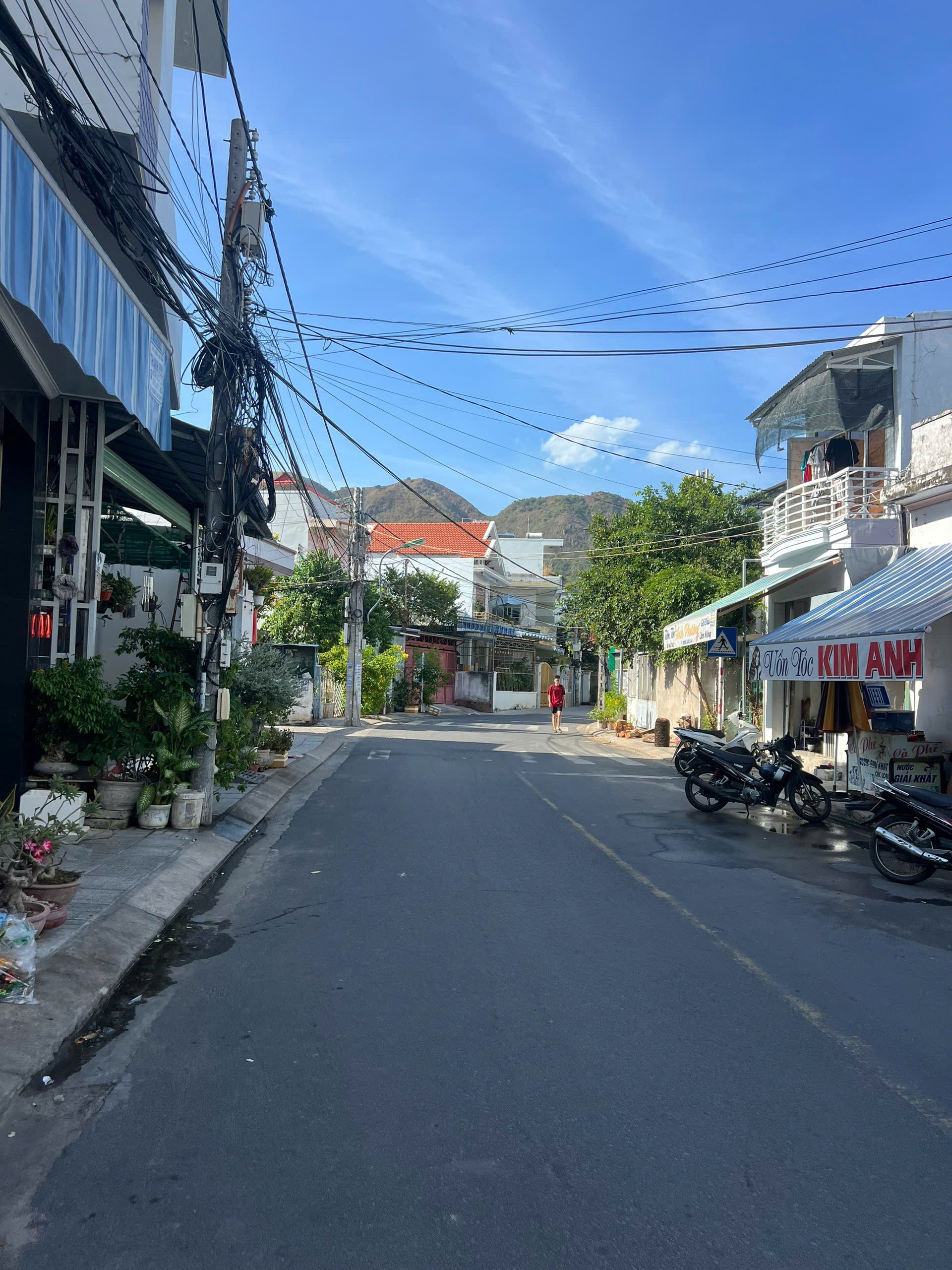 BÁN ĐẤT TẶNG NHÀ – VỊ TRÍ ĐẸP TẠI VĨNH HOÀ, NHA TRANG, CÁCH BIỂN CHỈ 800M