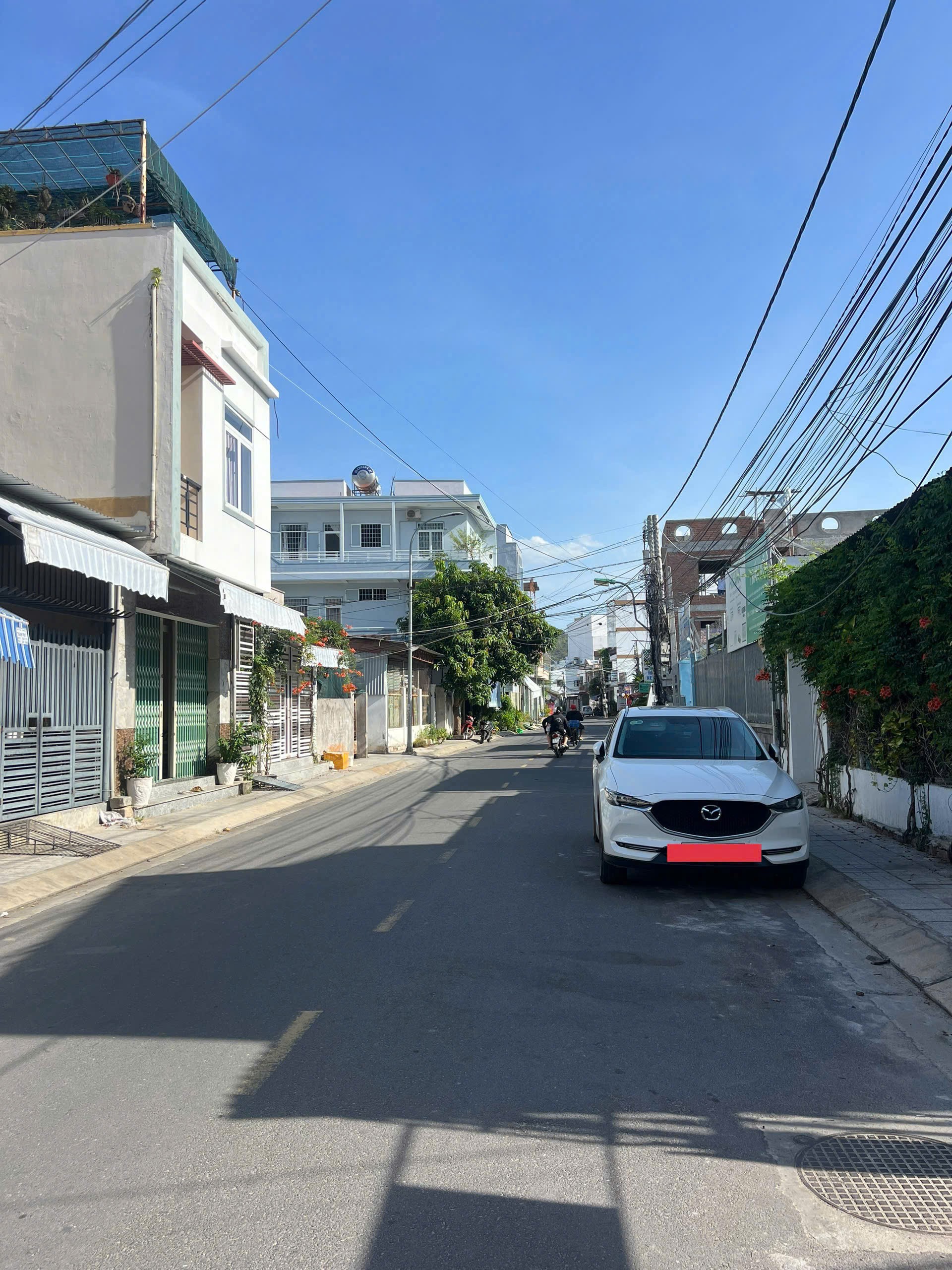BÁN ĐẤT TẶNG NHÀ – VỊ TRÍ ĐẸP TẠI VĨNH HOÀ, NHA TRANG, CÁCH BIỂN CHỈ 800M 2