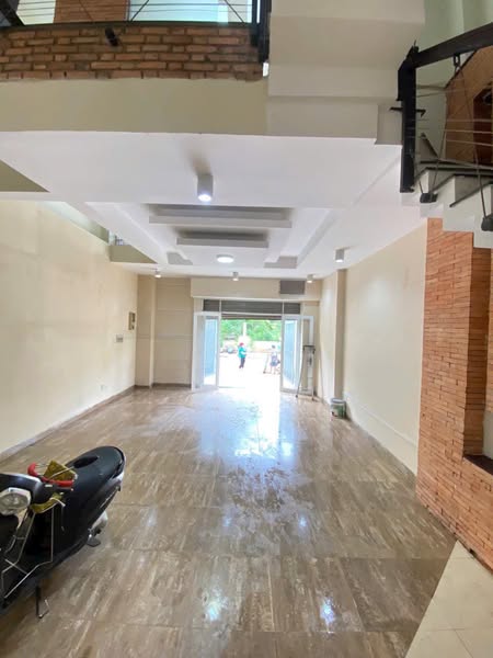 Cho thuê Nhà mặt tiền Phường Tăng Nhơn Phú A, Quận 9, Diện tích 108m², Giá Thương lượng 4