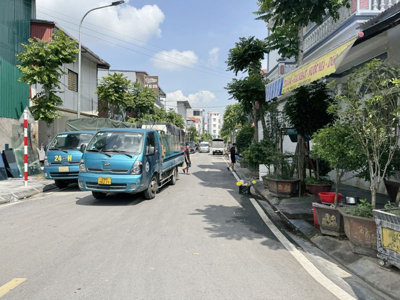 Bán Đất Kèm Xưởng 229m2 Cự Khối, Đang Cho Thuê 35 Triệu/Tháng, Ngay Cầu Thanh Trì