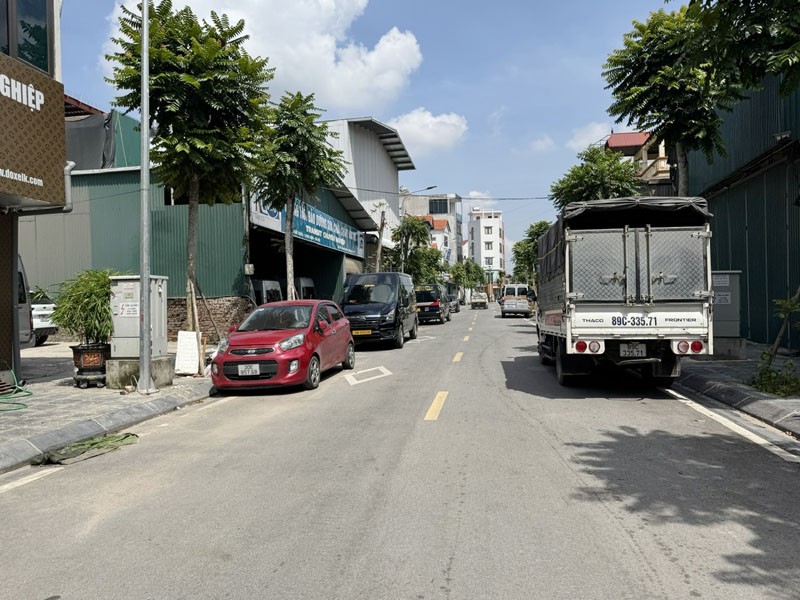 Bán Đất Kèm Xưởng 229m2 Cự Khối, Đang Cho Thuê 35 Triệu/Tháng, Ngay Cầu Thanh Trì 3