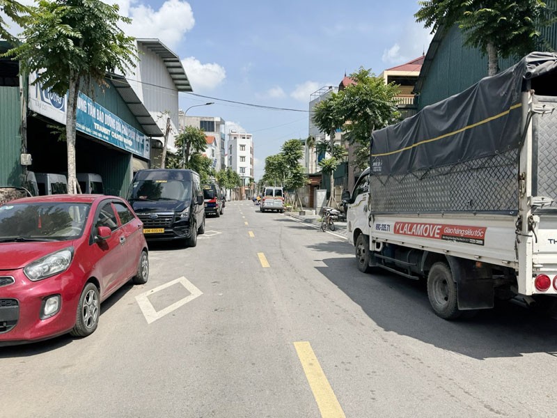 Bán Đất Kèm Xưởng 229m2 Cự Khối, Đang Cho Thuê 35 Triệu/Tháng, Ngay Cầu Thanh Trì 5