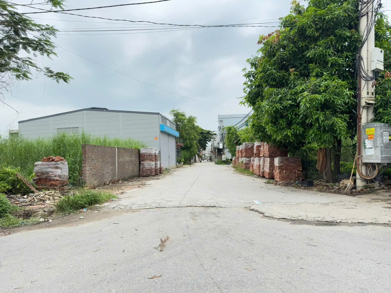 Chính chủ cần tiền gửi bán mảnh đất tại tổ 9 Quang Minh, Mê Linh. Tiện ích ngập tràn