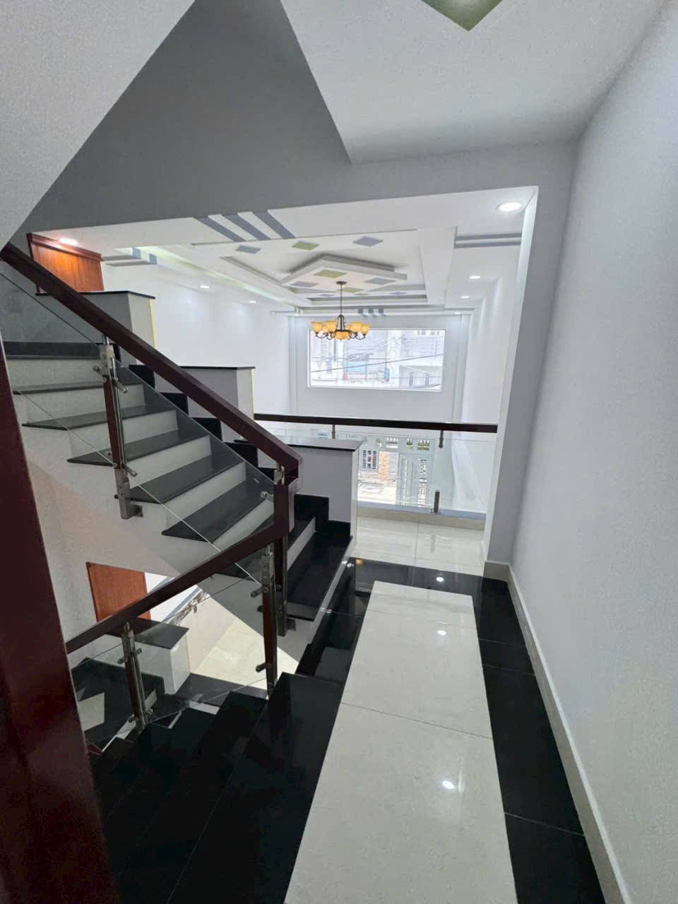 Nhà hẻm kênh mương lệ, bình hưng hòa b, bình tân dt 60m23 lầu 4pn 5wc giá 5,5 tỷ 5