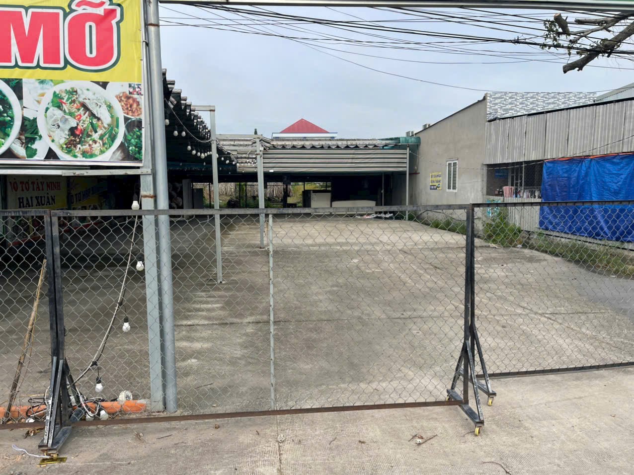 1400m2 đất mặt tiền TL 824 ( có 450m2 thổ cư) xã Lương Hòa, Bến Lức, Long An giá 15,05 tỷ 2