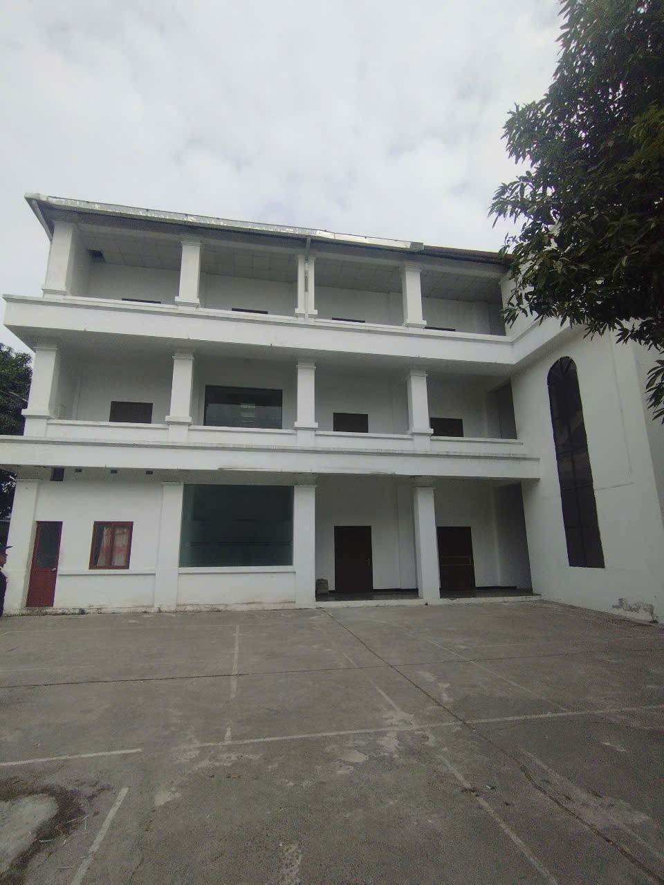 Cho thuê Văn phòng đường 32, Phường Phúc Diễn, Diện tích 1500m², Giá Thương lượng