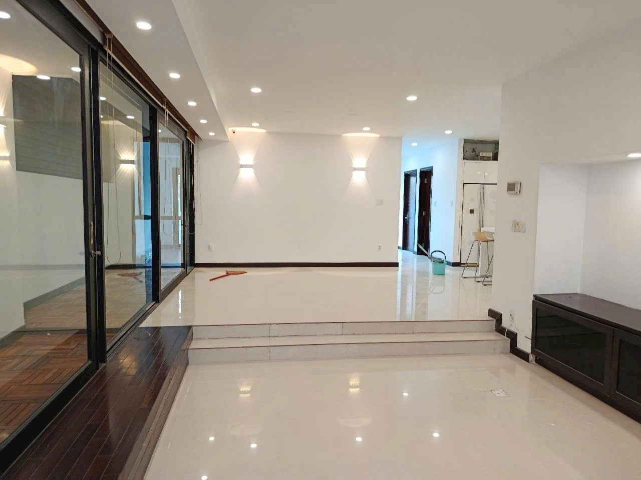 Cho thuê Biệt thự Phường Hiệp Bình Chánh, Thủ Đức, Diện tích 208m², Giá 30 Triệu/tháng