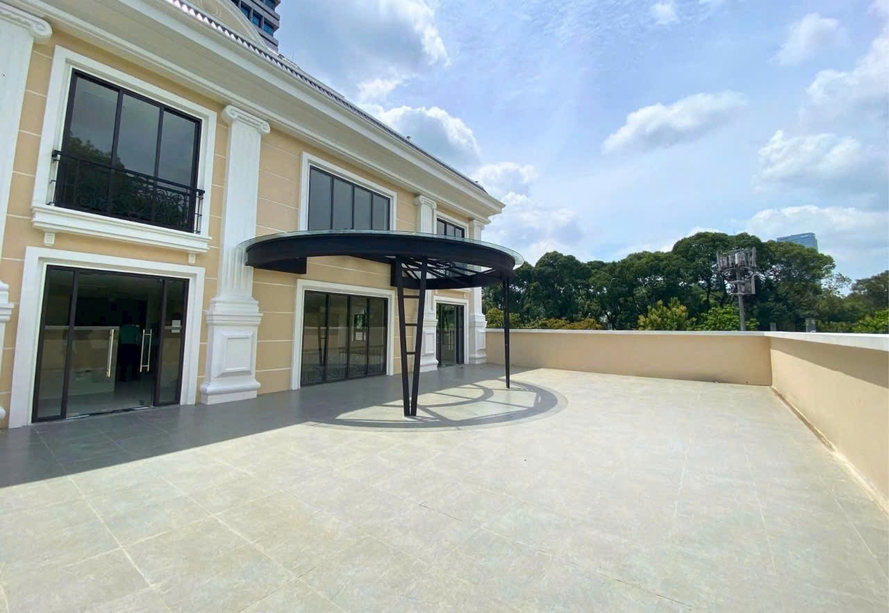 Cho thuê Văn phòng Quận 3, Hồ Chí Minh, Diện tích 400m², Giá Thương lượng 5