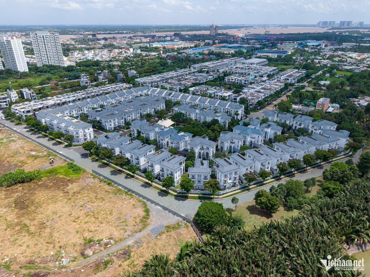Cho thuê Biệt thự Phường Tam Bình, Thủ Đức, Diện tích 1500m², Giá 27 Triệu/tháng 4