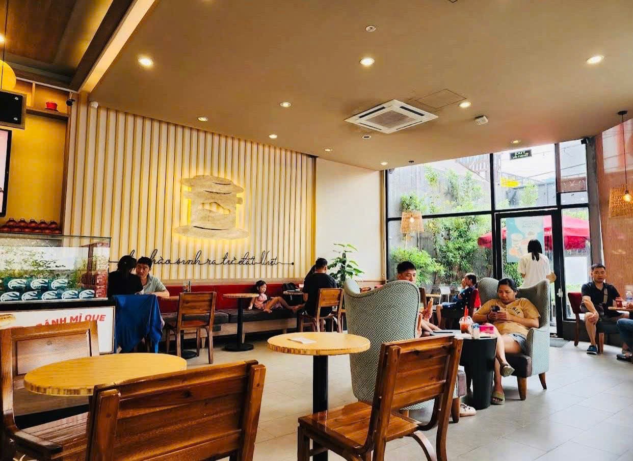 Cần bán Nhà mặt tiền Phường Phước Long B, Quận 9, Diện tích 184m², Giá 73 Tỷ