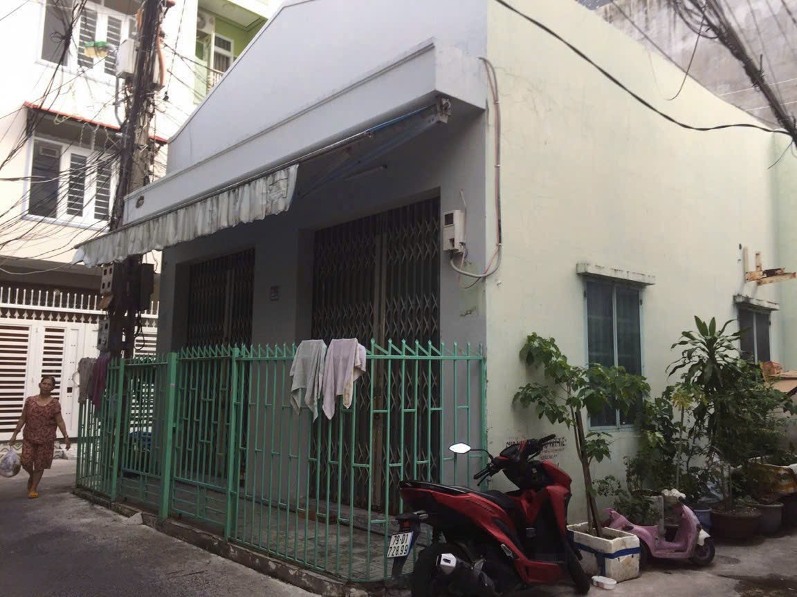 Bán nhà hẻm 84 đường Hùng Vương, phường Lọc Thọ, TP Nha Trang,  tỉnh Khánh Hòa, 70.4m2, lô góc