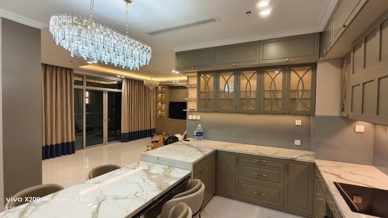 Cần bán Căn hộ chung cư Phường Bến Nghé, Quận 1, Diện tích 180m², Giá 29 Tỷ 2