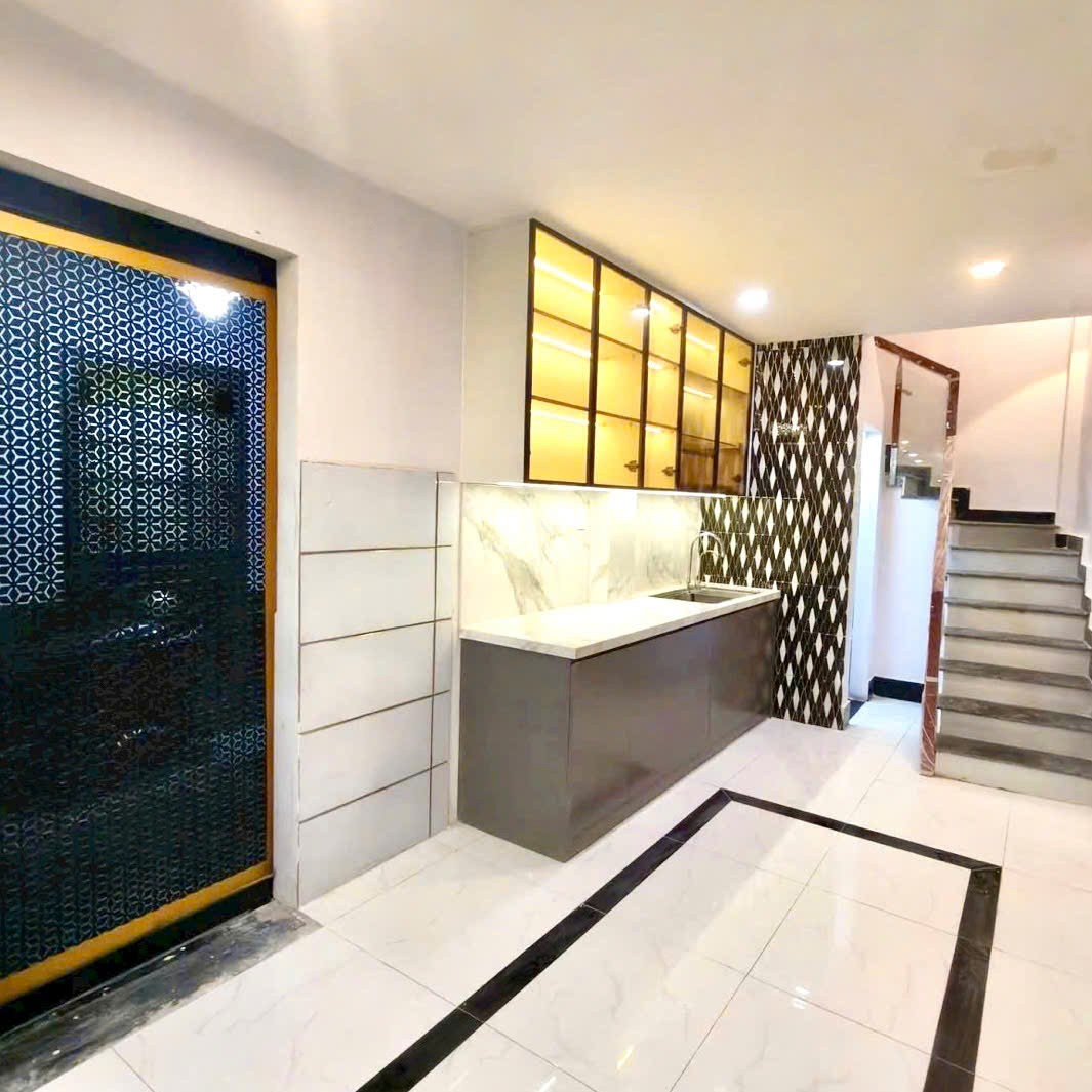 4 Tỷ nhỉnh: Cầu vượt 3/2 Quận 10 - Căn góc 2 view 3 Phòng ngủ 4 Tầng Full nội thất. VŨ 0933910039 4