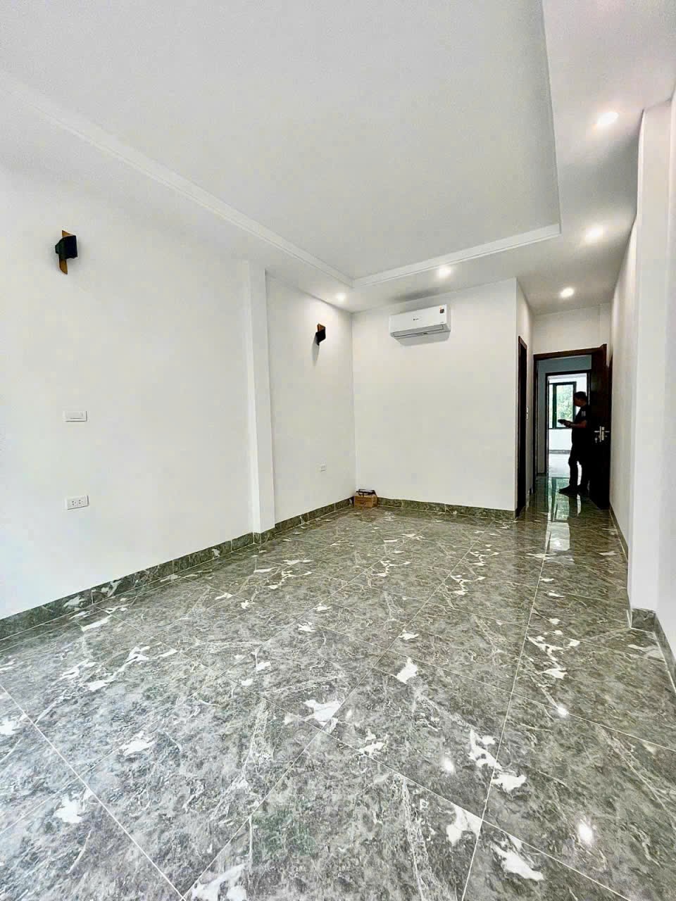 NHÀ MỚI PHÂN LÔ NGỌC KHÁNH, TRUNG TÂM BA ĐÌNH – THANG MÁY – NGAY DỐC PHỤ SẢN - CHỦ HỢP TÁC, 2