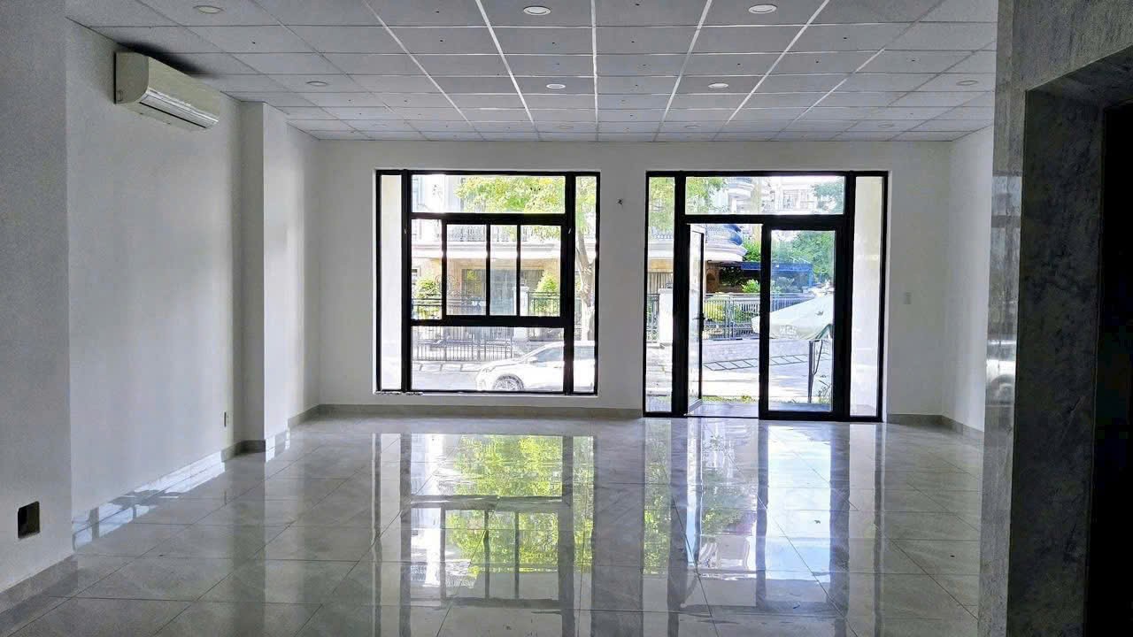 Cho thuê Nhà mặt tiền Phường Hiệp Bình Phước, Thủ Đức, Diện tích 147m², Giá 63 Triệu/tháng 2
