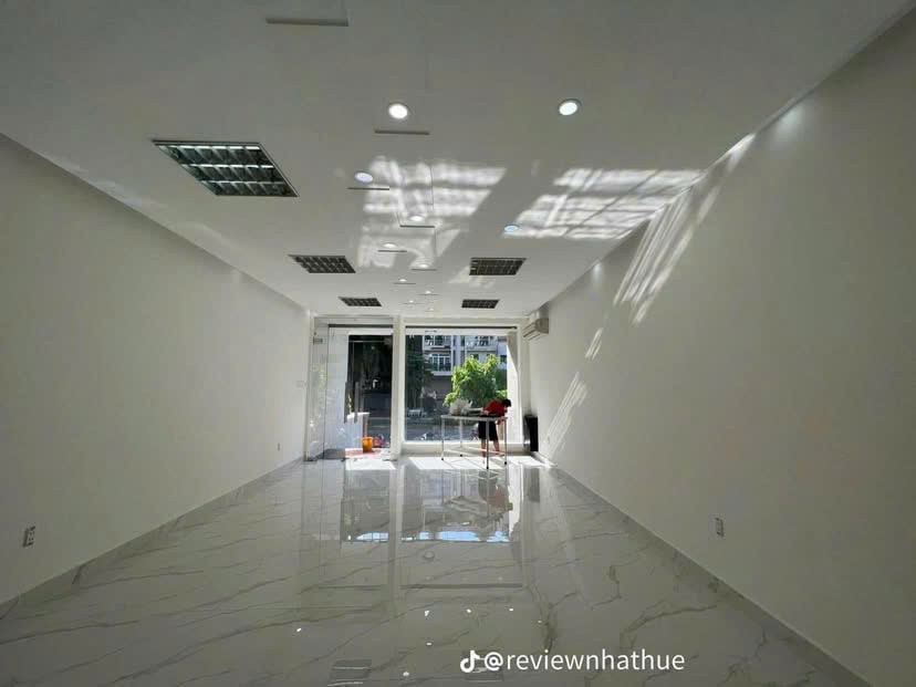 Cho thuê Văn phòng Quận 7, Hồ Chí Minh, Diện tích 100m², Giá Thương lượng 2