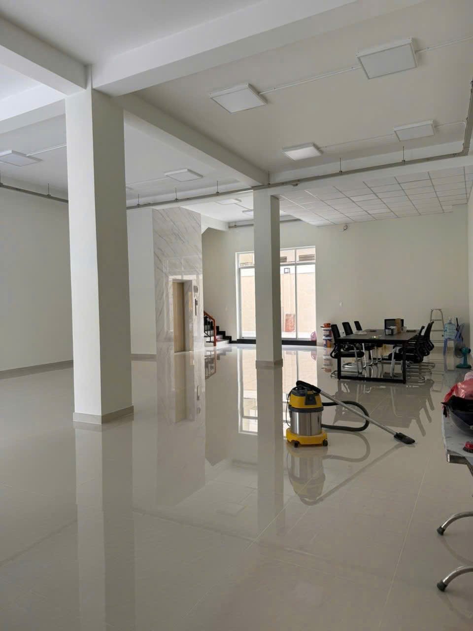 Cho thuê Nhà mặt tiền Quận 2, Hồ Chí Minh, Diện tích 160m², Giá Thương lượng 6