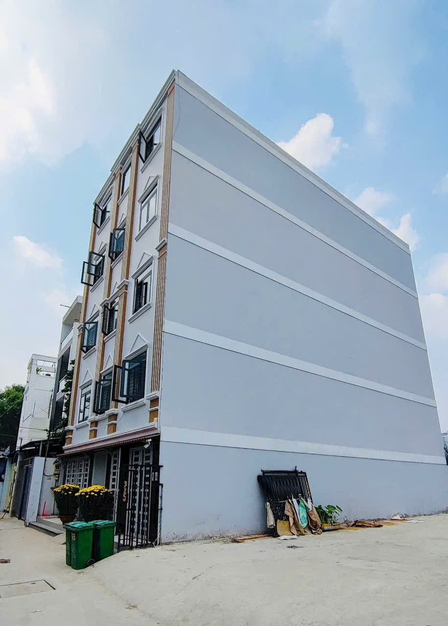 Cần bán Nhà mặt tiền Phường Thảo Điền, Quận 2, Diện tích 200m², Giá 75 Tỷ 6