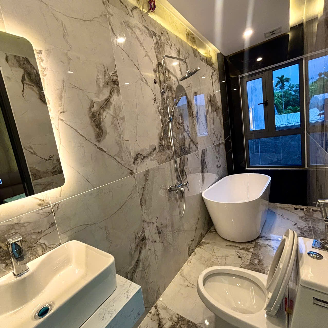 Cần bán Nhà mặt tiền đường Vũ Miên, Phường Hòa Xuân, Giá Thương lượng 3