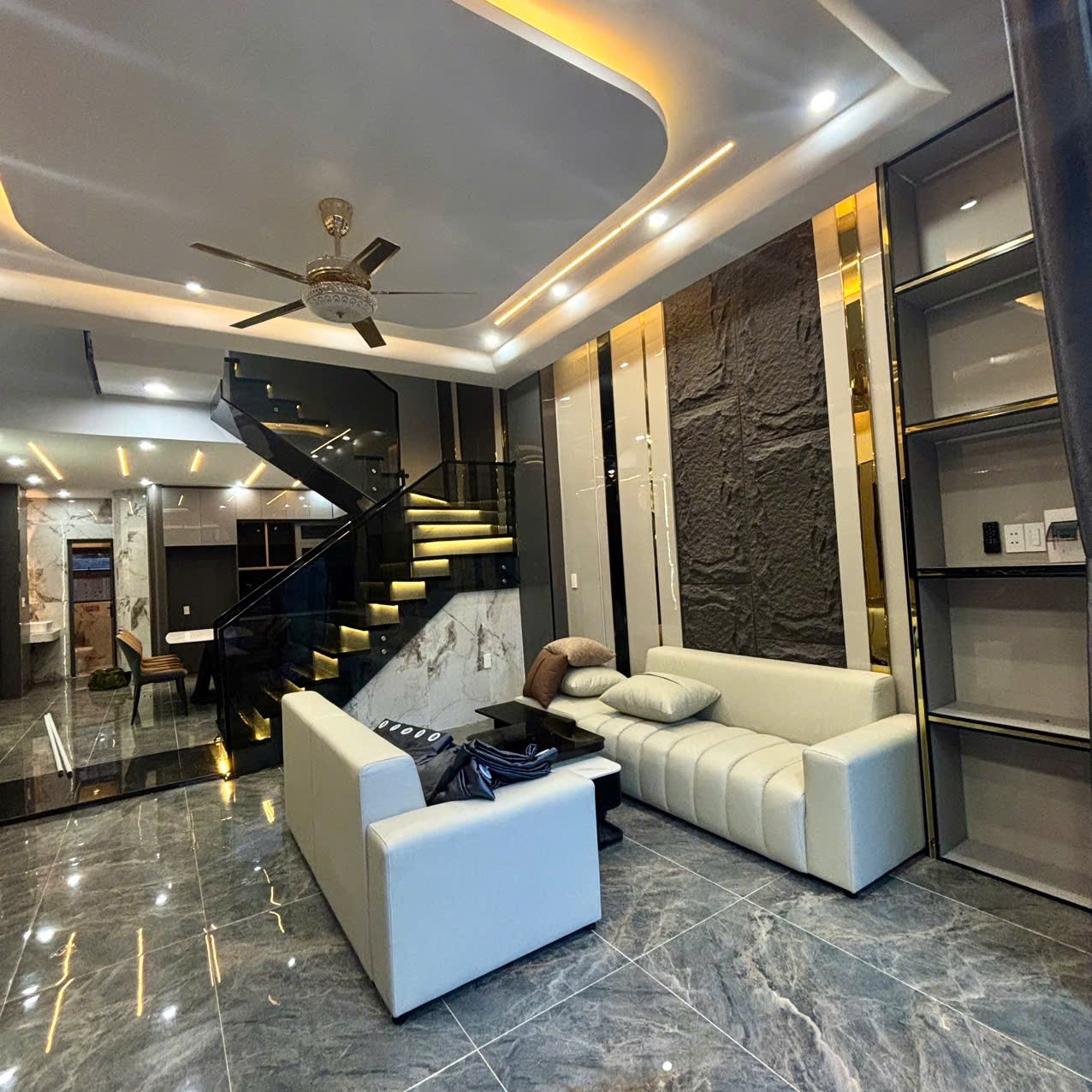 Cần bán Nhà mặt tiền đường Vũ Miên, Phường Hòa Xuân, Giá Thương lượng 10