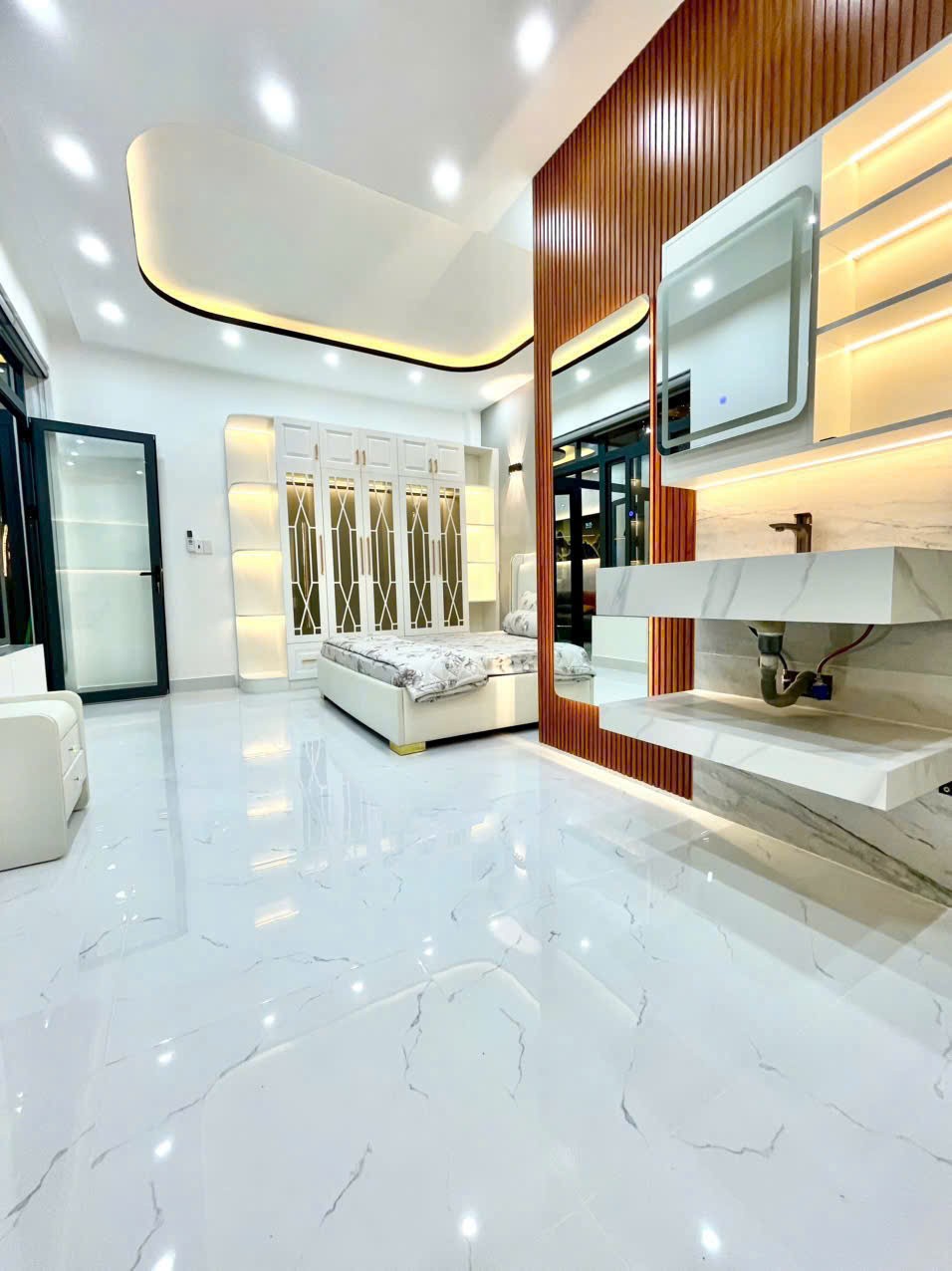 Bán Nhà Sân Vườn Đẹp Mặt Tiền Hẻm Huỳnh Tấn Phát Phú Xuân Nhà Bè – Giá 6,8 Tỷ 5