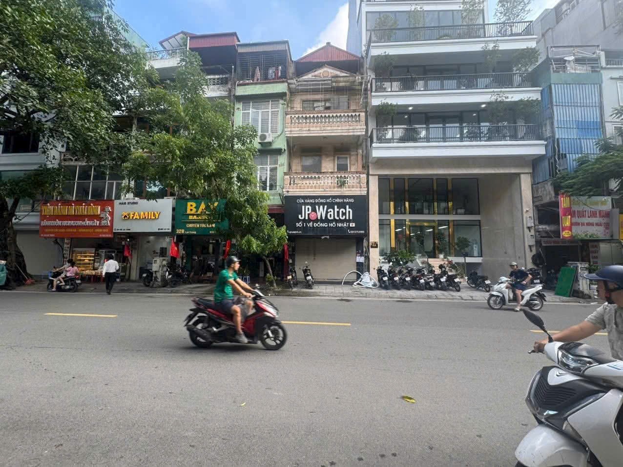 BÁN TÒA NHÀ VĂN PHÒNG 8 TẦNG THANG MÁY – MẶT PHỐ ĐỒNG ME – MẶT TIỀN KHỦNG 9M –DIỆN TÍCH 130M ĐÃ HẠ