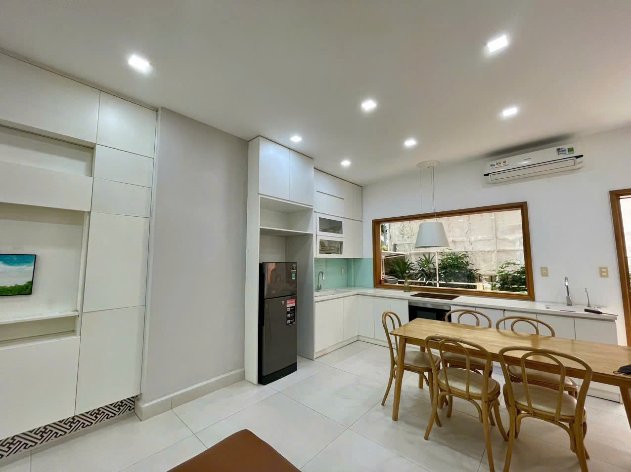 Cần bán Nhà mặt tiền Phường Phước Long B, Quận 9, Diện tích 75m², Giá 11 Tỷ 8