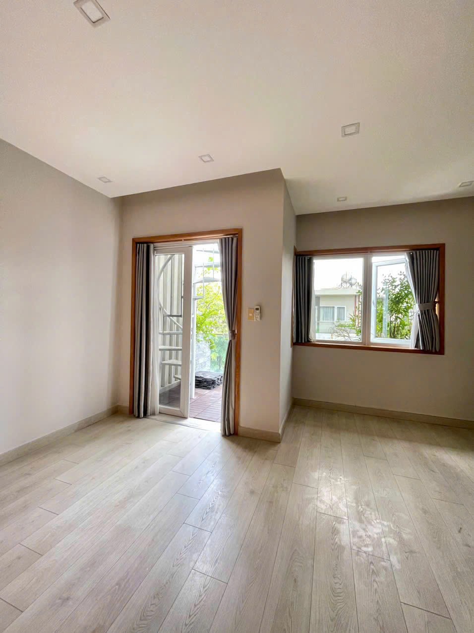Cần bán Nhà mặt tiền Phường Phước Long B, Quận 9, Diện tích 75m², Giá 11 Tỷ 10