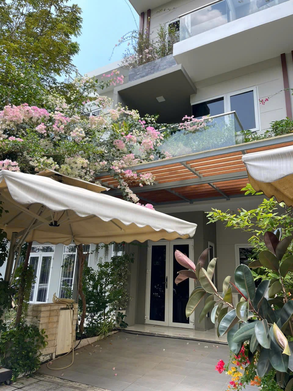 Cần bán Nhà mặt tiền Phường Phước Long B, Quận 9, Diện tích 75m², Giá 11 Tỷ 13
