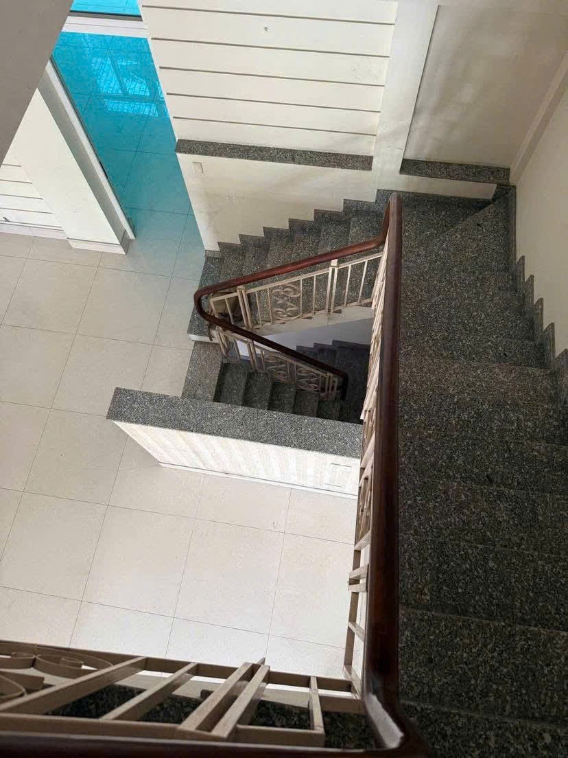 Cho thuê Nhà mặt tiền Phường Tân Hưng, Quận 7, Diện tích 150m², Giá 55 Triệu/tháng 2