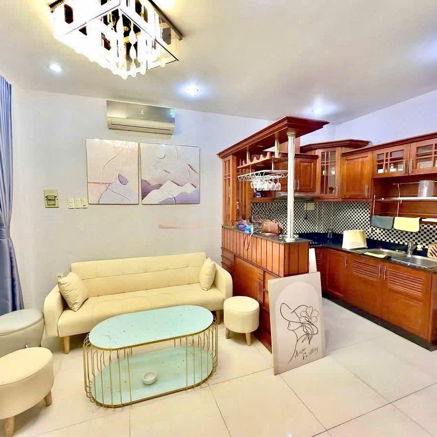22 Triệu: thuê nguyên căn Quận 1 Nguyễn Trung Ngạn cầu Ba Son- 3 tầng 3 phòng ngủ 3wc Full nội thất 3