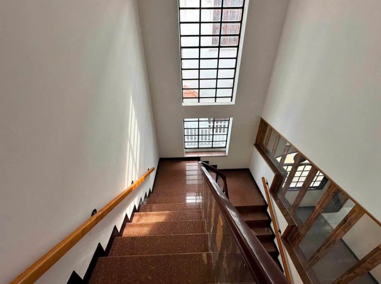 Cho thuê Biệt thự Phường Thảo Điền, Quận 2, Diện tích 547m², Giá Thương lượng 4