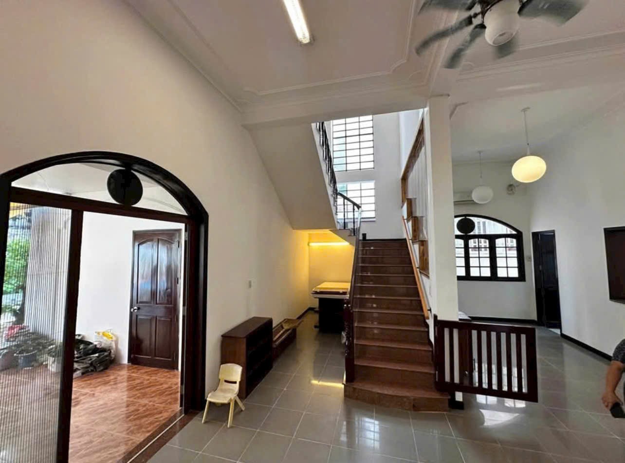 Cho thuê Biệt thự Phường Thảo Điền, Quận 2, Diện tích 547m², Giá Thương lượng 5