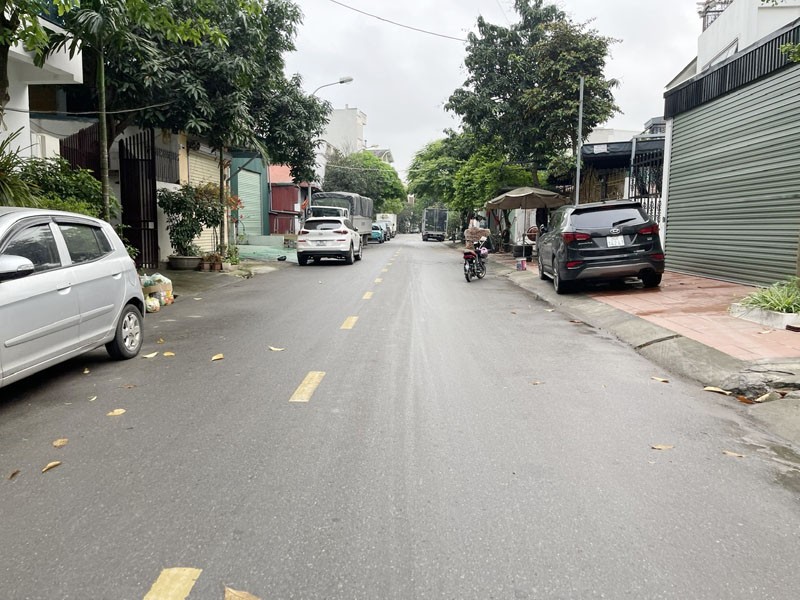Bán đất KĐT 31ha Trâu Quỳ, Gia Lâm: 110m2, mặt đường 15m, vừa ở vừa kinh doanh hái ra tiền 3