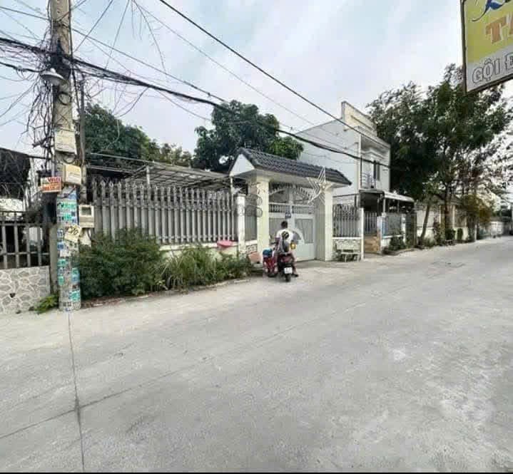 CẦN BÁN GẤP – BIỆT THỰ + 10 PHÒNG TRỌ MT NHỰA XUÂN THỚI ĐÔNG, HÓC MÔN 2