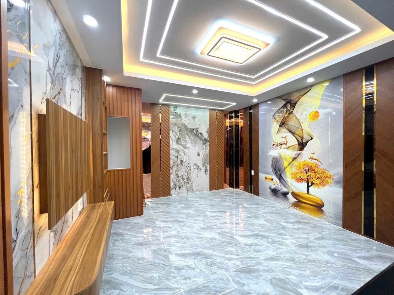 Nhà / Kênh Mương Lệ , BHH B , Bình Tân dt 50m2 3 lầu 4pn, 5wc giá 6 tỷ 8