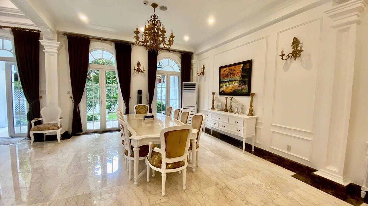 Cho thuê Nhà mặt tiền Phường Phú Mỹ, Quận 7, Diện tích 352m², Giá Thương lượng 3