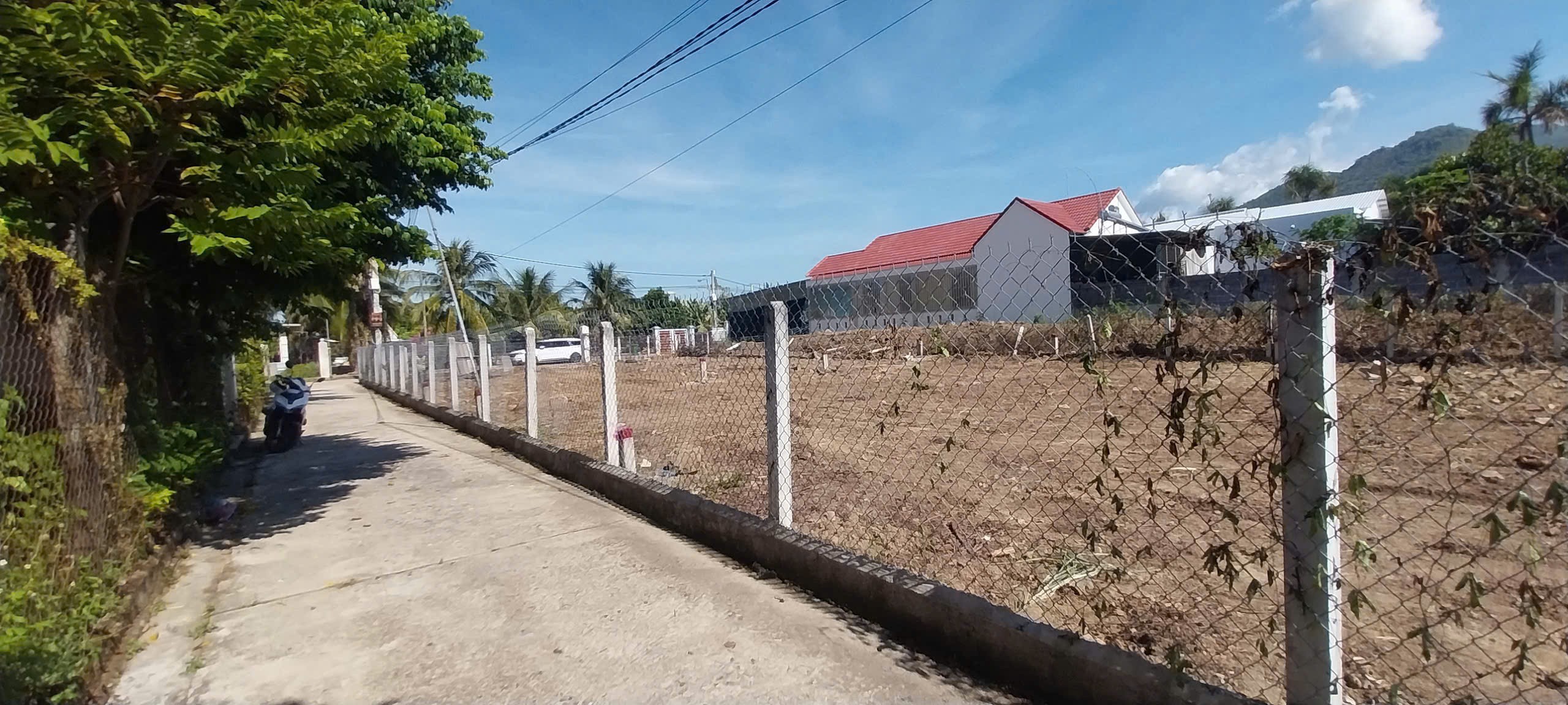 BÁN LÔ DIÊN PHÚ ĐƯỜNG 2 OTO NÉ NHAU, BAO ĐẸP. 2