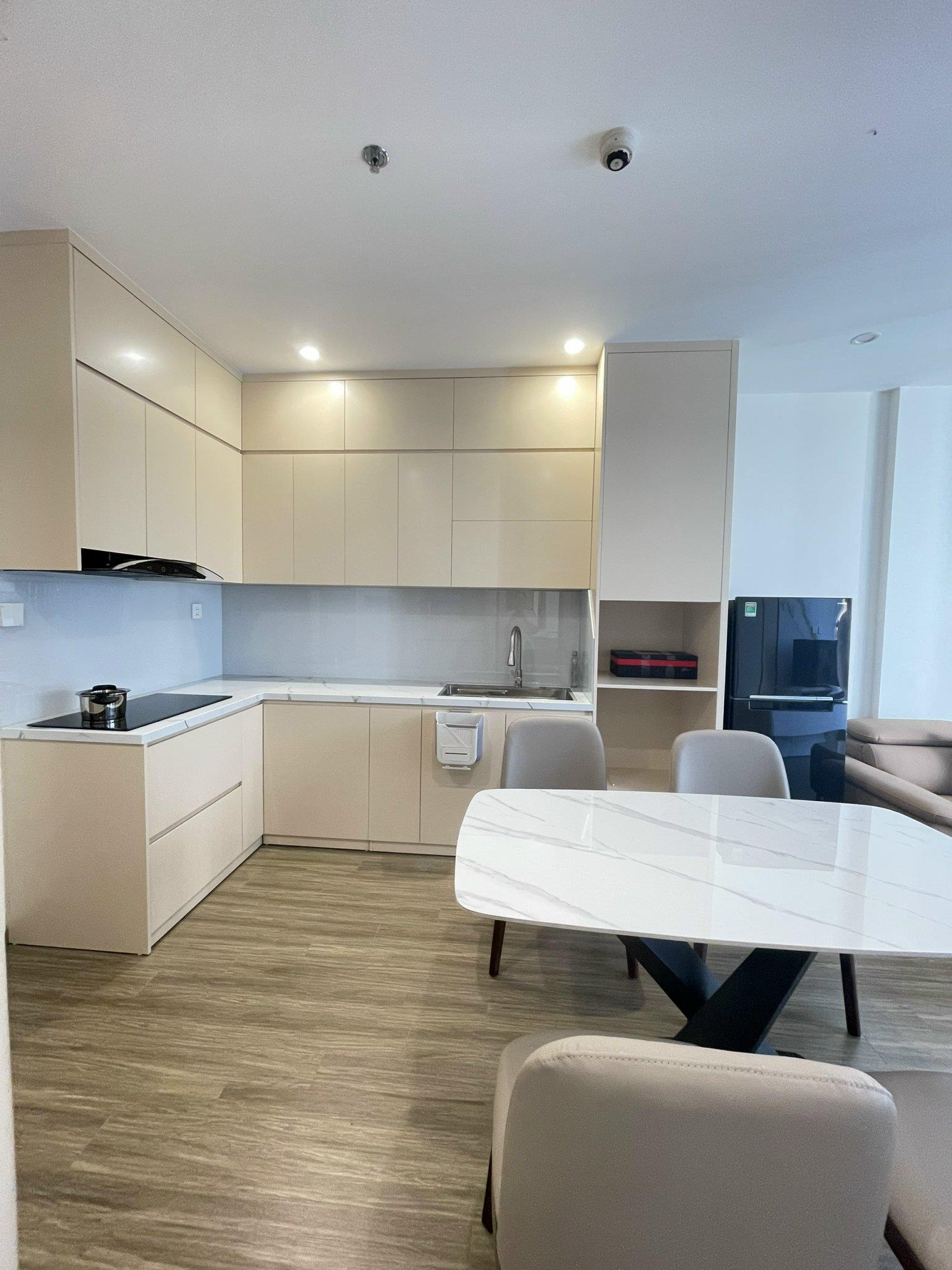 CHO THUÊ CĂN HỘ 2PN FULL NỘI THẤT - TÒA  TC1 – VINHOMES SMART CITY 3